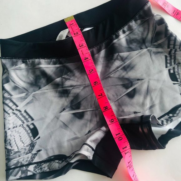 adidas techfit shorts size S - Picture 9 of 16